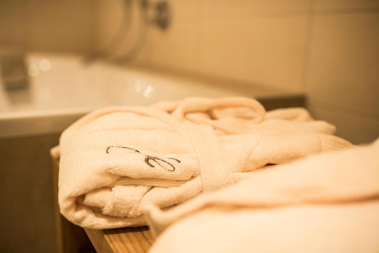 Slow Living Suite - Ferienwohnung Mit Privater Sauna & Garten Fiss Exterior photo