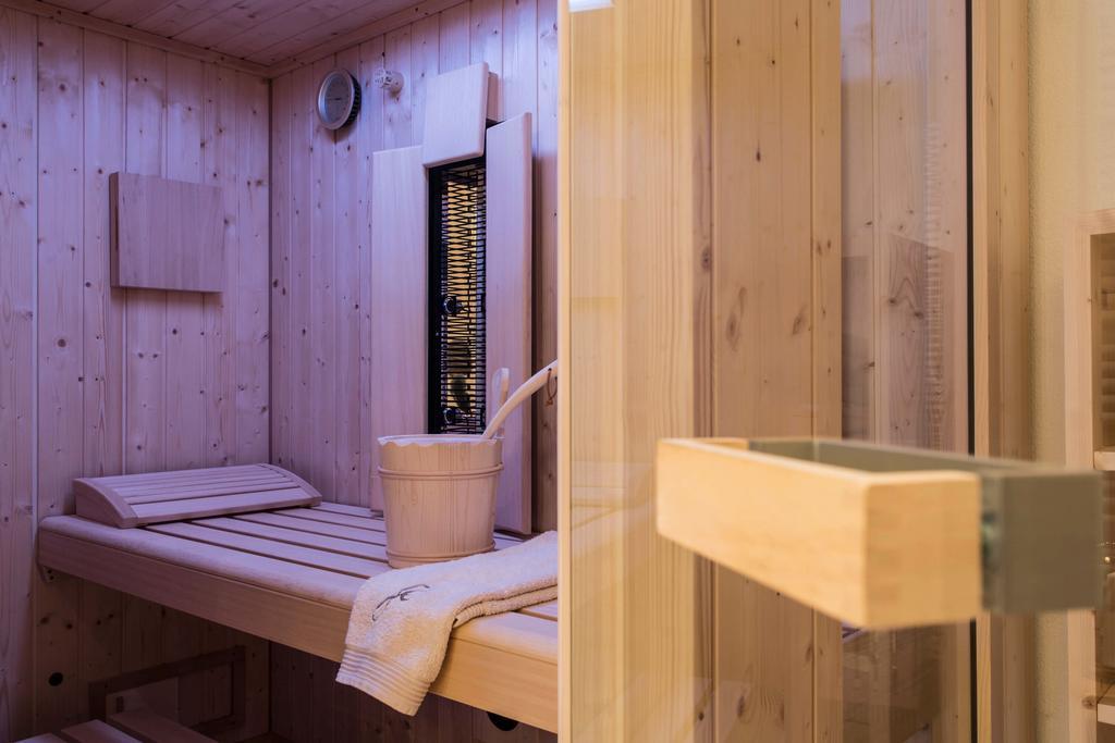 Slow Living Suite - Ferienwohnung Mit Privater Sauna & Garten Fiss Exterior photo
